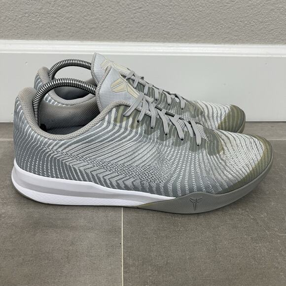 Nike Kobe Mentality 2 KB Men’s Size 12.5 Gray Athletic Sneakers Shoes 818952-102